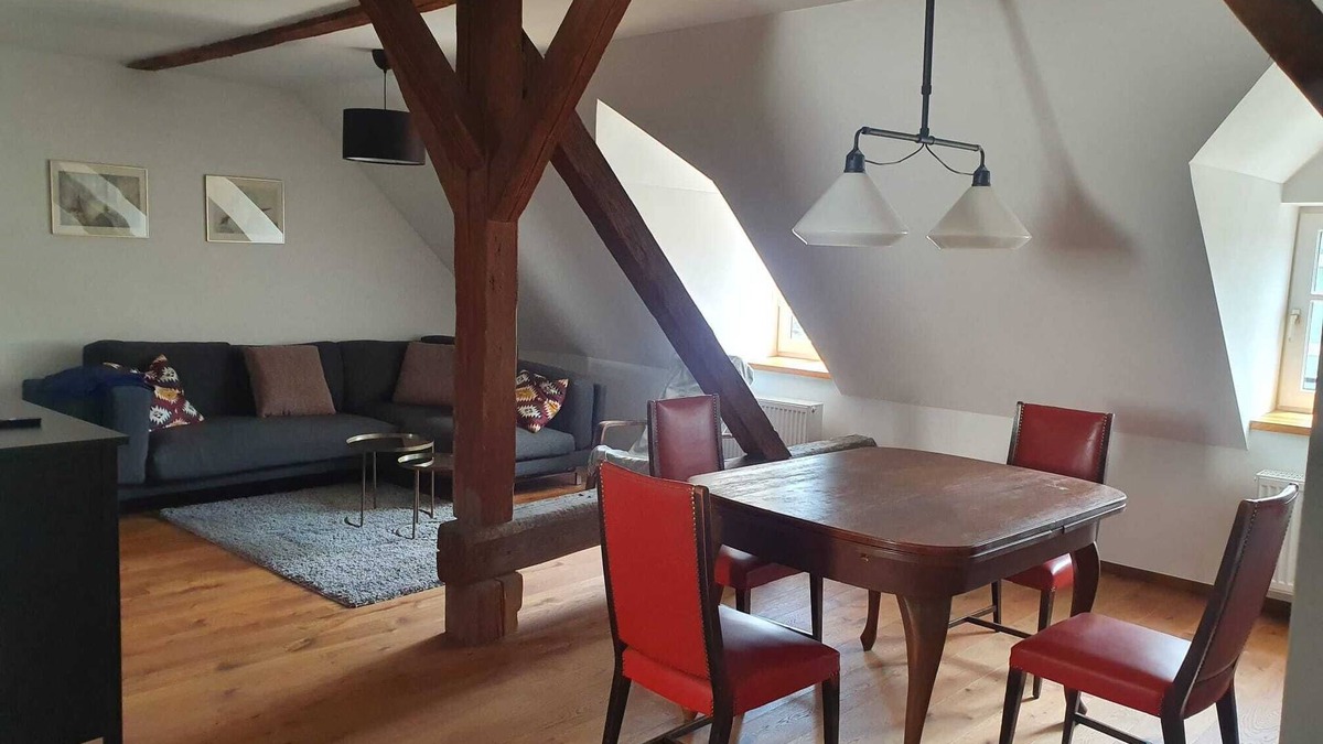 Schierling Apartment | Spacious apartment (70 m²) for up to two people with free WiFi