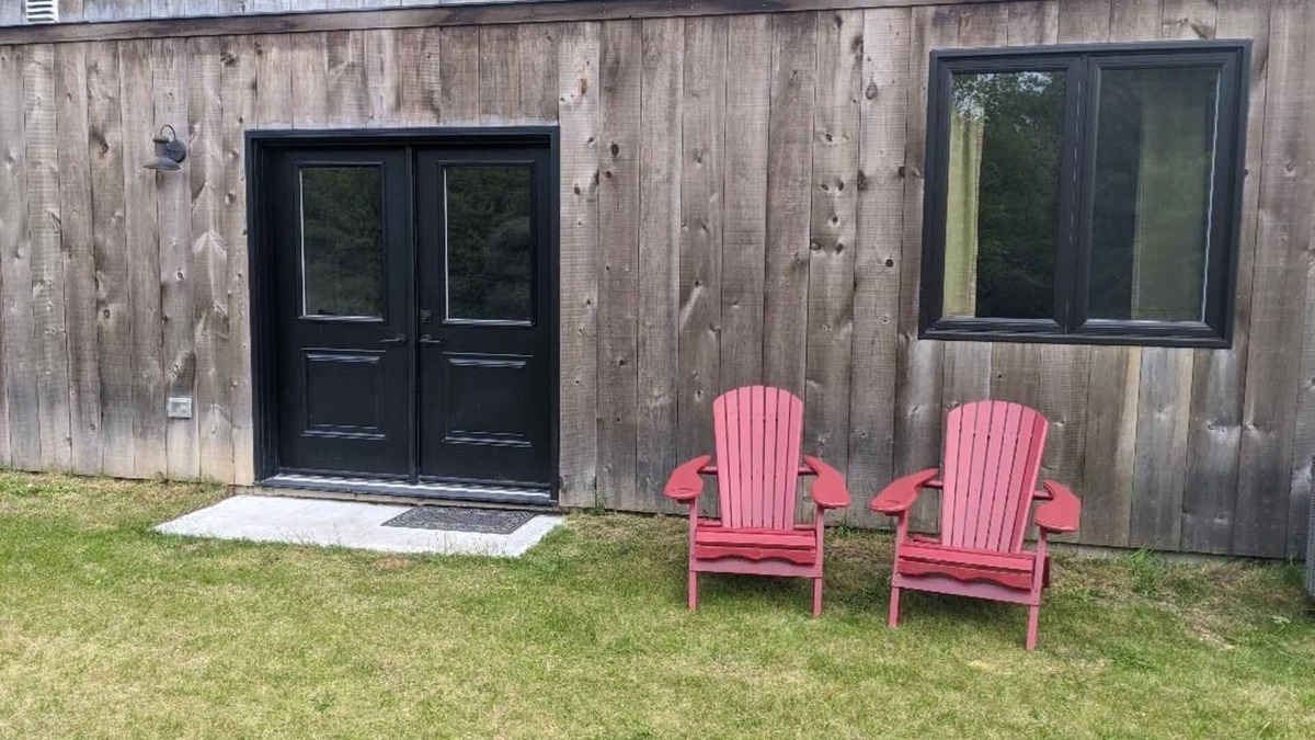 Quinte West Other | Spacious apartment on homestead; Experience sustainable living