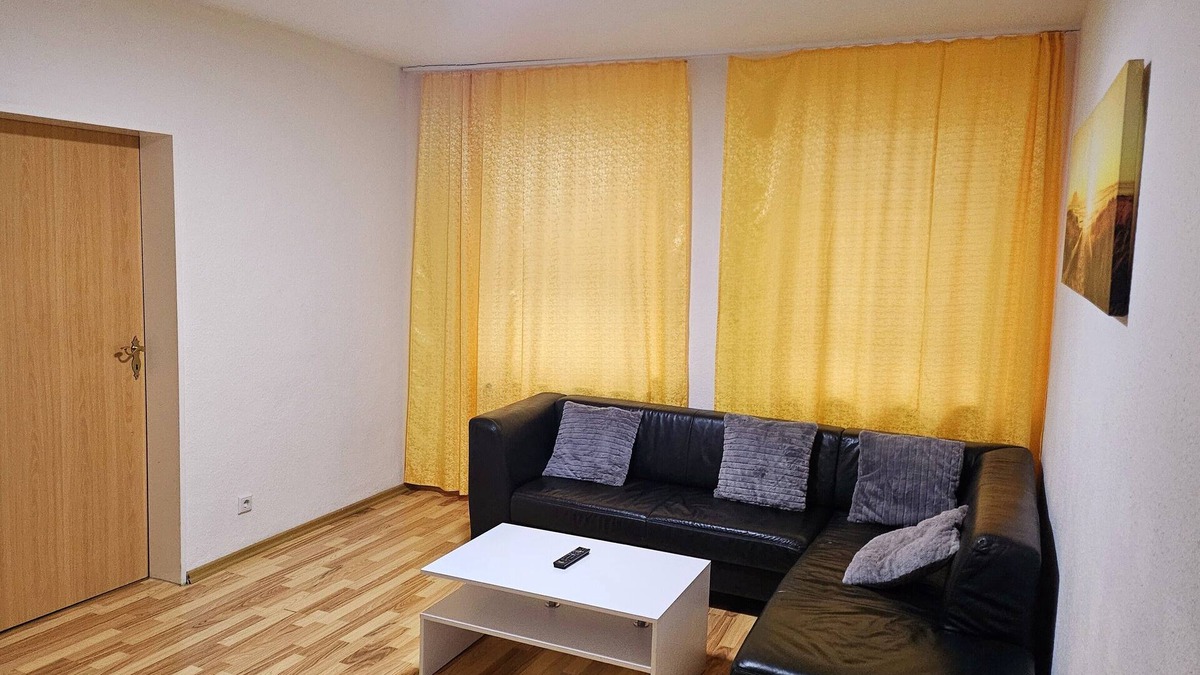 Schonnebeck Apartment | Spacious apartment for 4 people directly opposite the Zeche Zollverein.
