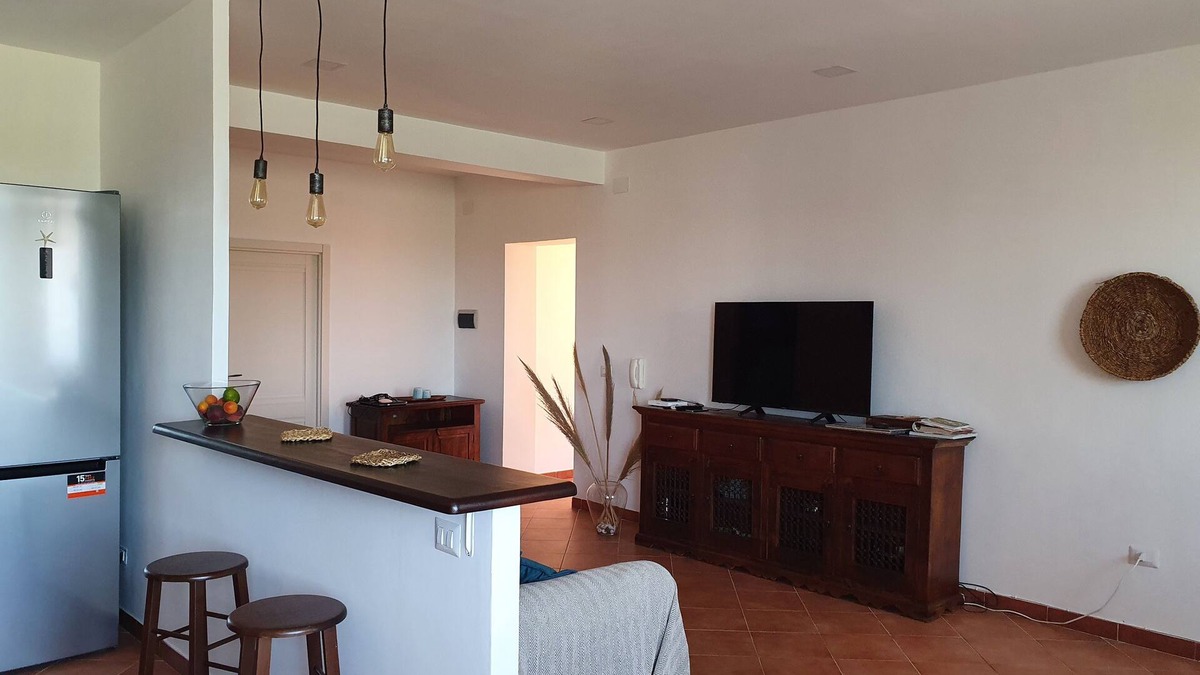 Portoscuso House | Spacious apartment in Portoscuso with sea view