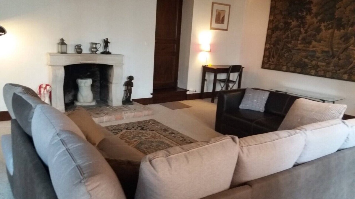 Downtown Angers House | Spacious apartment ideally located, lots of charm, terrace,