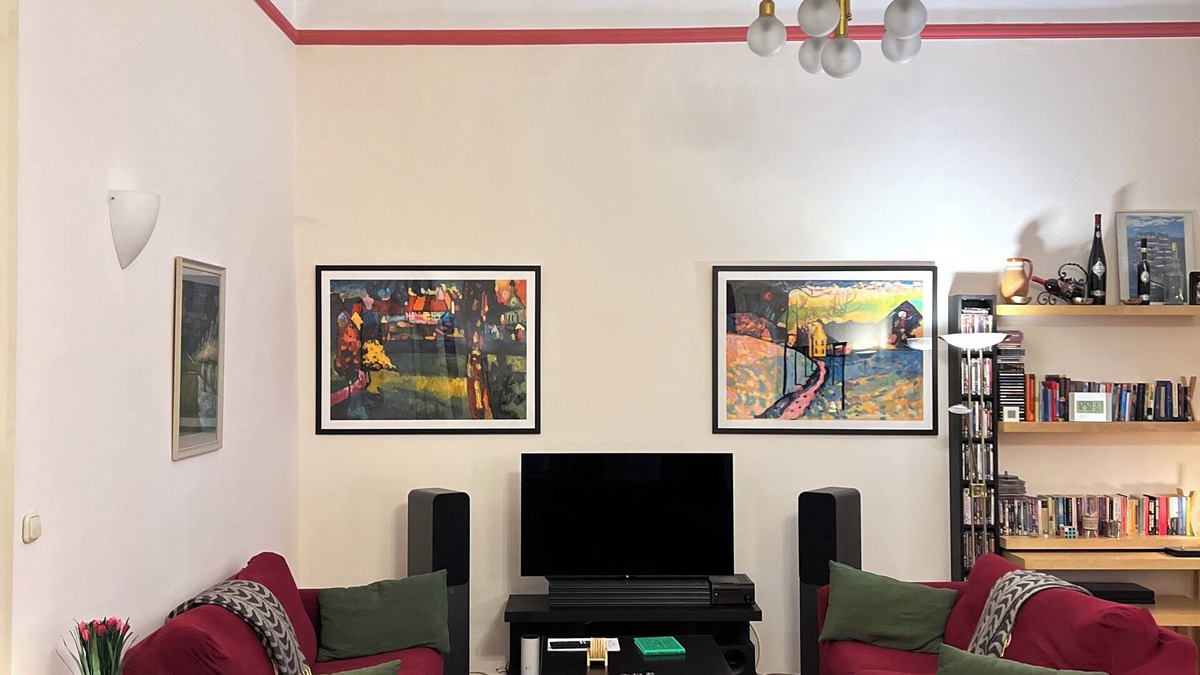 Belvaros - Lipotvaros Apartment | Spacious apartment in a superb central location.
