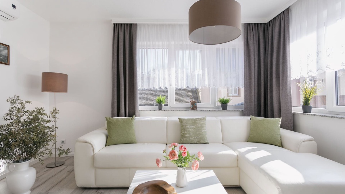 Strehlen Apartment | Spacious apartment in the heart of the beautiful city of Dresden.