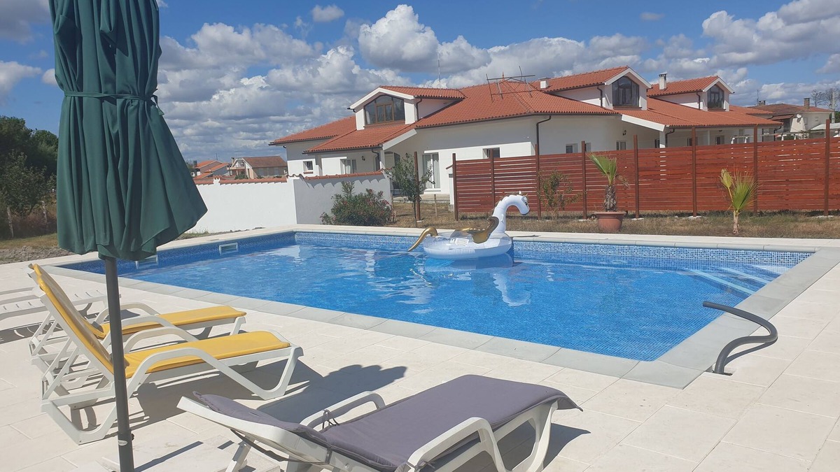 Vila do Mato Apartment | Spacious apartment with a beautiful view