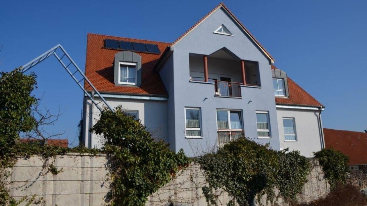 Westhausen Apartment | Spacious apartment with large south-facing balcony