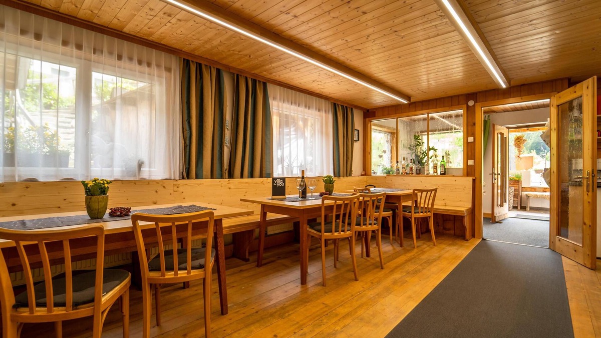 Kloesterle am Arlberg Apartment | Spacious apartment with ski storage and terrace