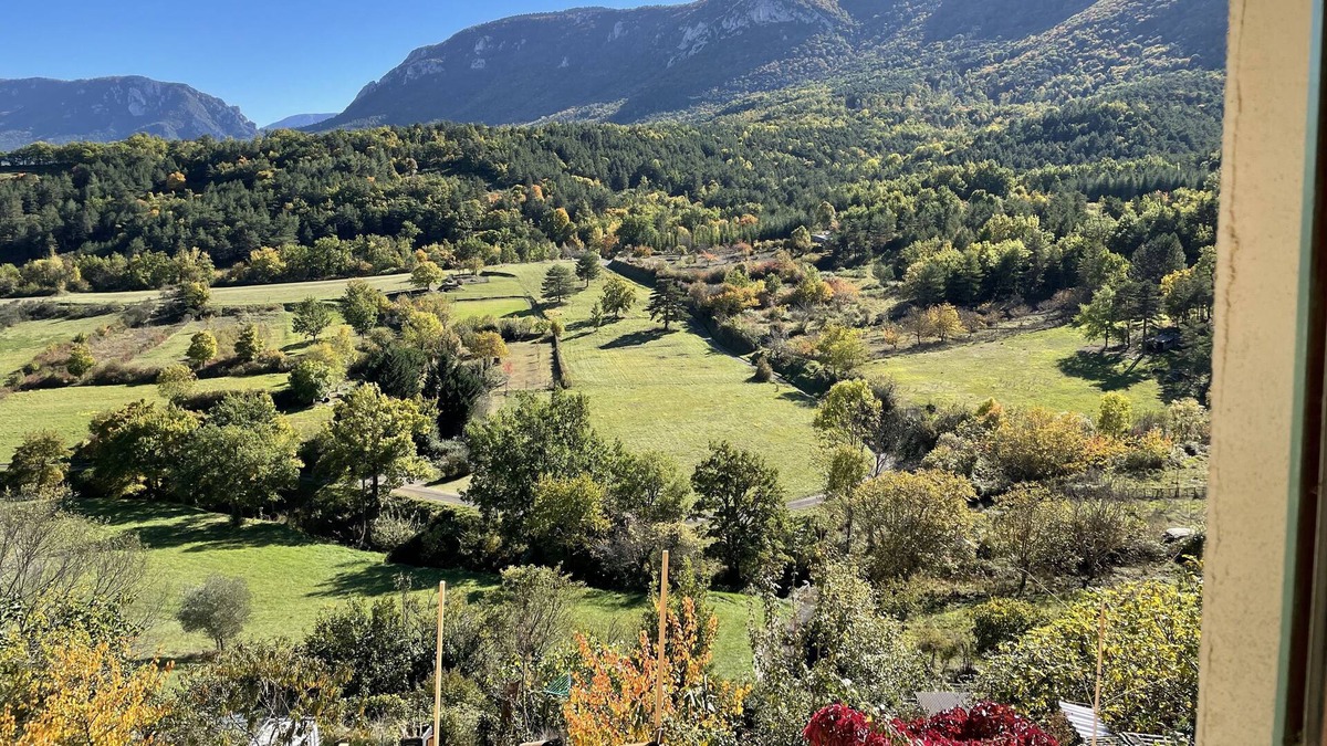 Ginoles Apartment | Spacious Apartment with Breathtaking Views