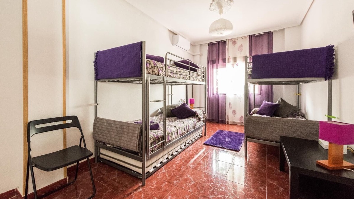 Embajadores Apartment | Spacious apartment with terrace. 3bed in the center