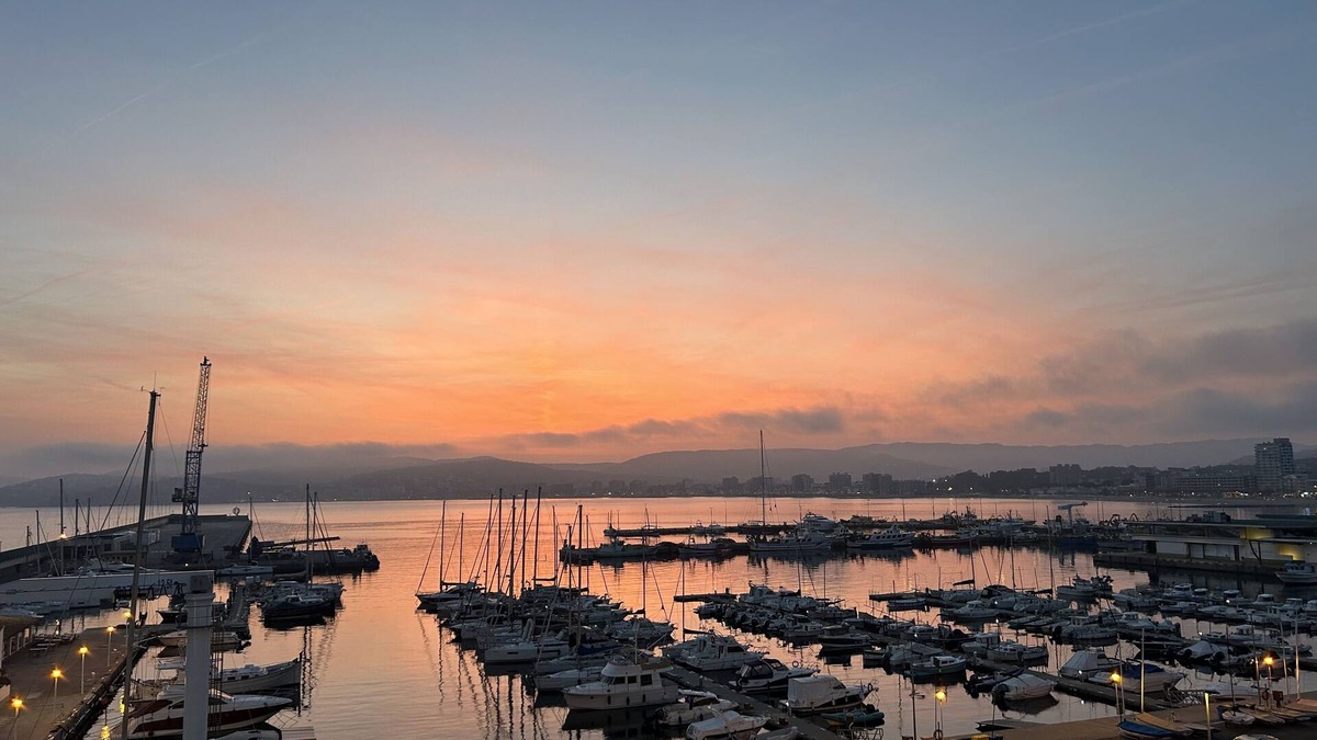 Palamos Apartment | Spacious apartment with spectacular sea views