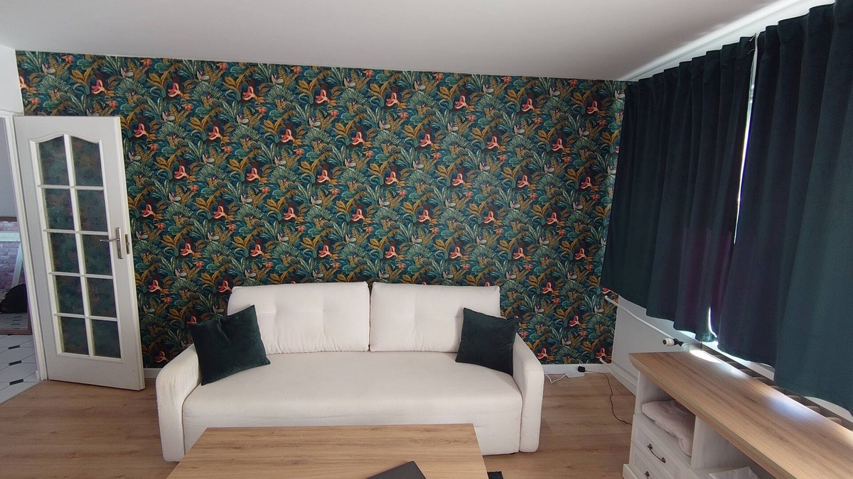 Chylonia Apartment | Spacious apartment with a view