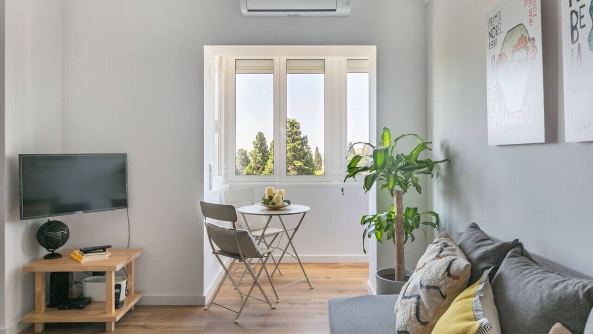 Santo Condestavel Apartment | Spacious Apt Campo D'Ourique