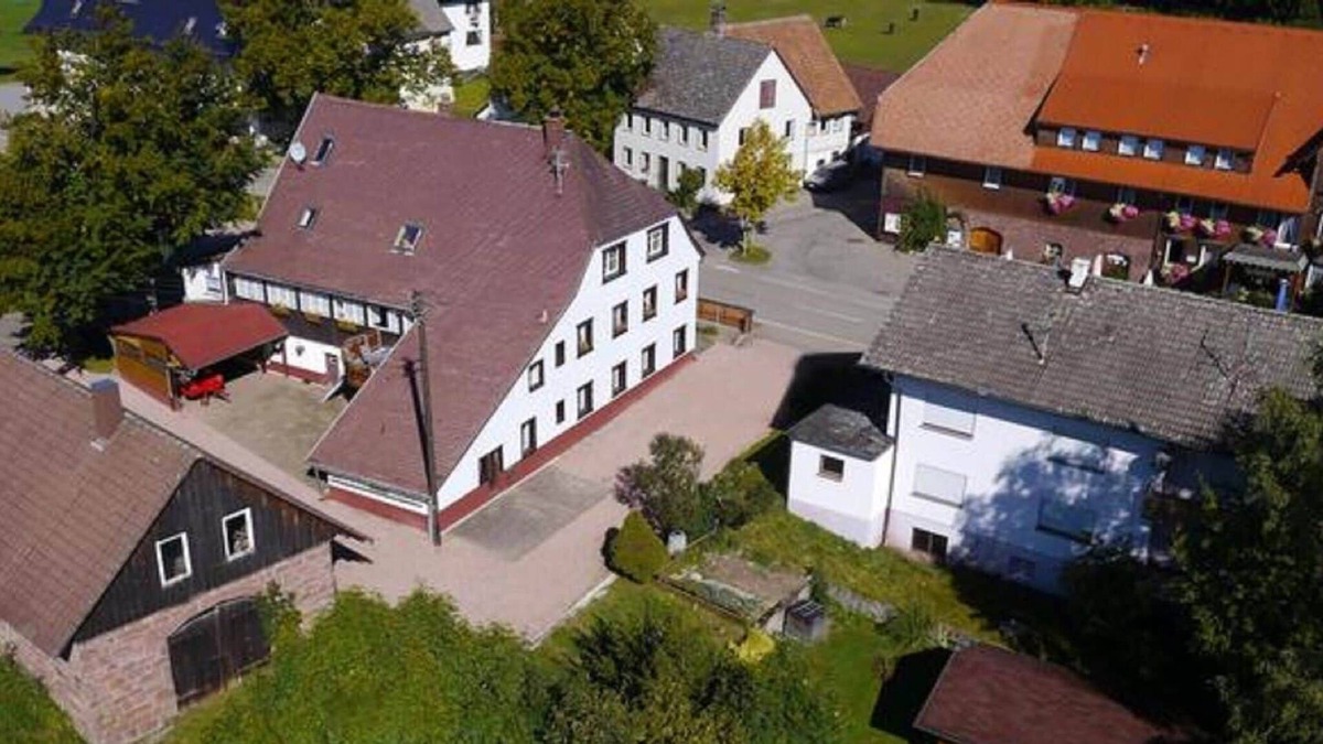 Hornberg Apartment | Spacious Attic Apartment in Lauterbach in the Black Forest