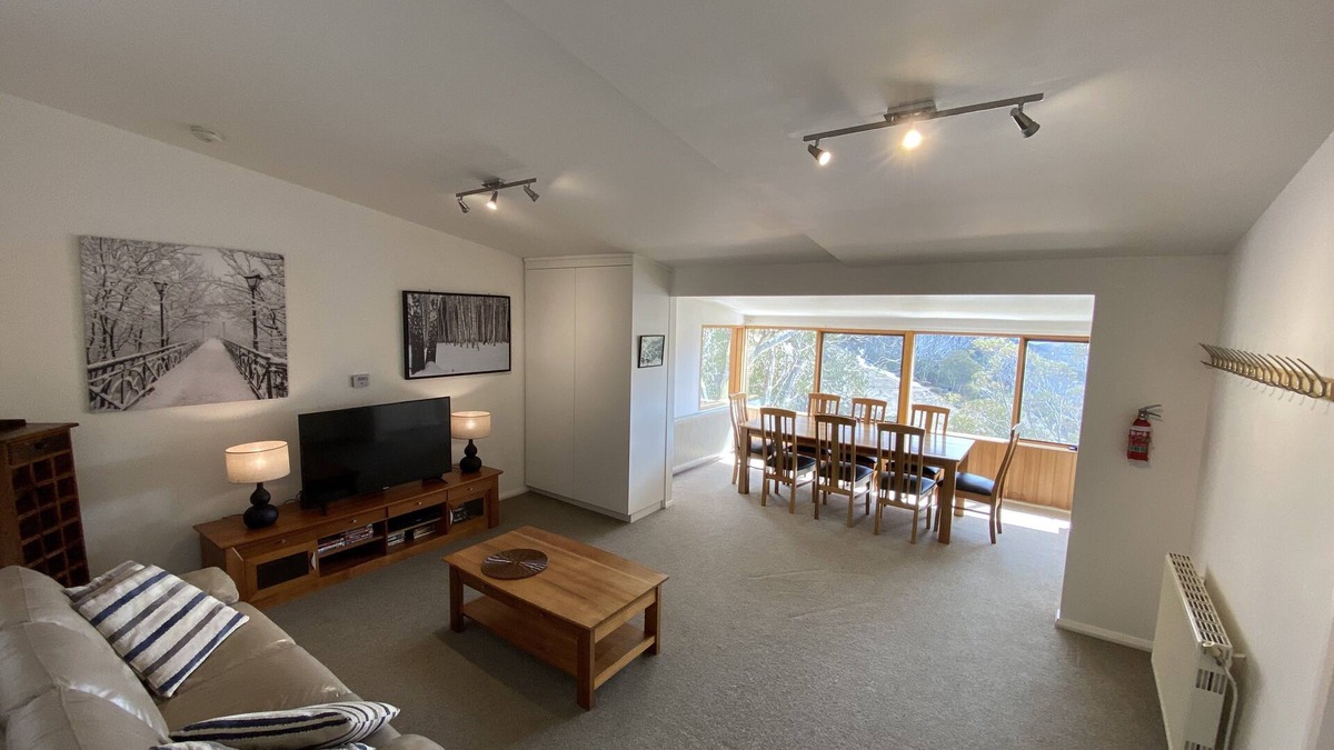 Falls Creek Apartment | Spacious attractive apartment
