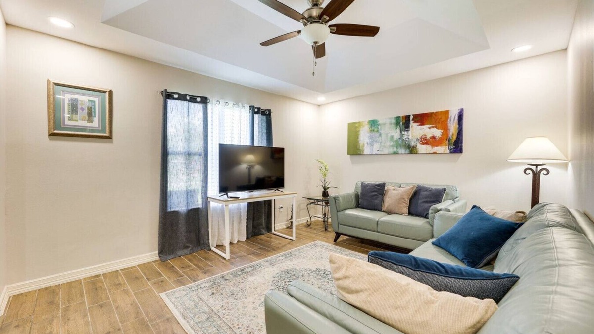 San Juan House | Spacious Backyard: San Juan Home Near Border!