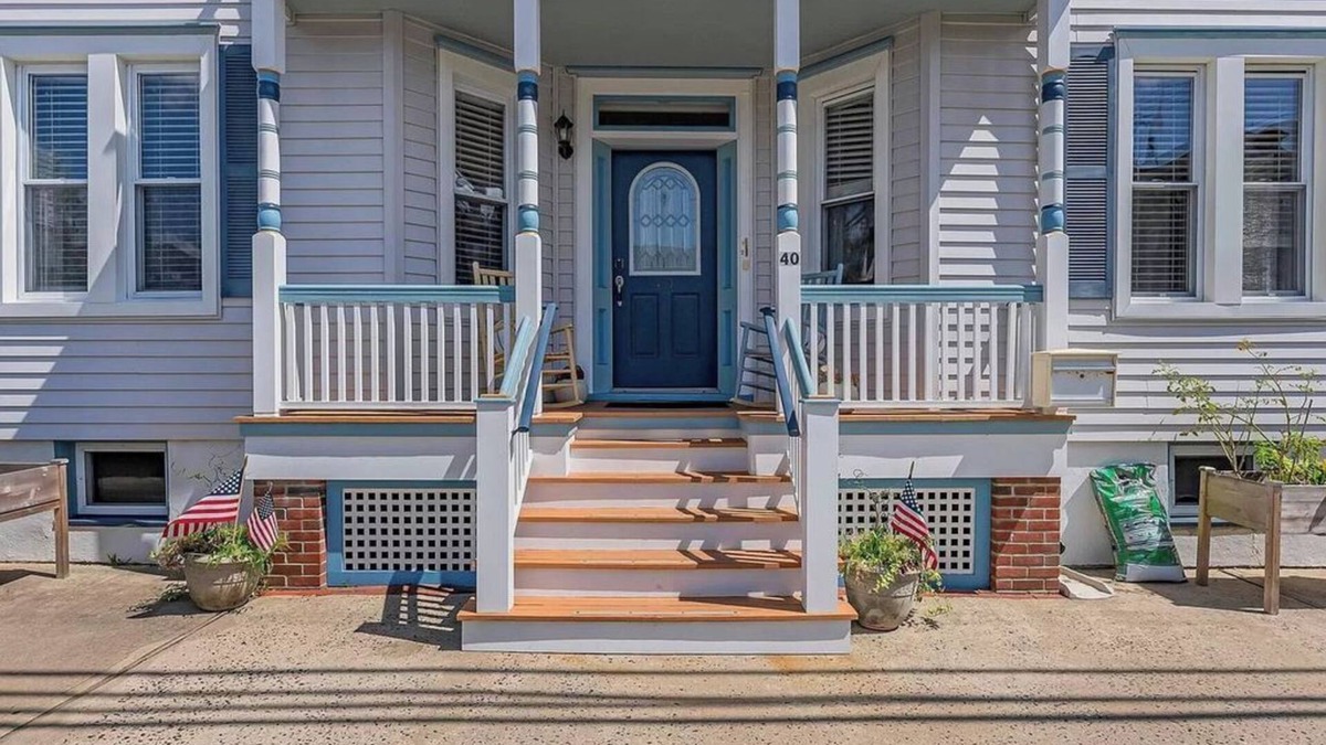 Ocean Grove Apartment | Spacious Beach Apartment-2 Blocks to Beach & Near Downtown Asbury Park