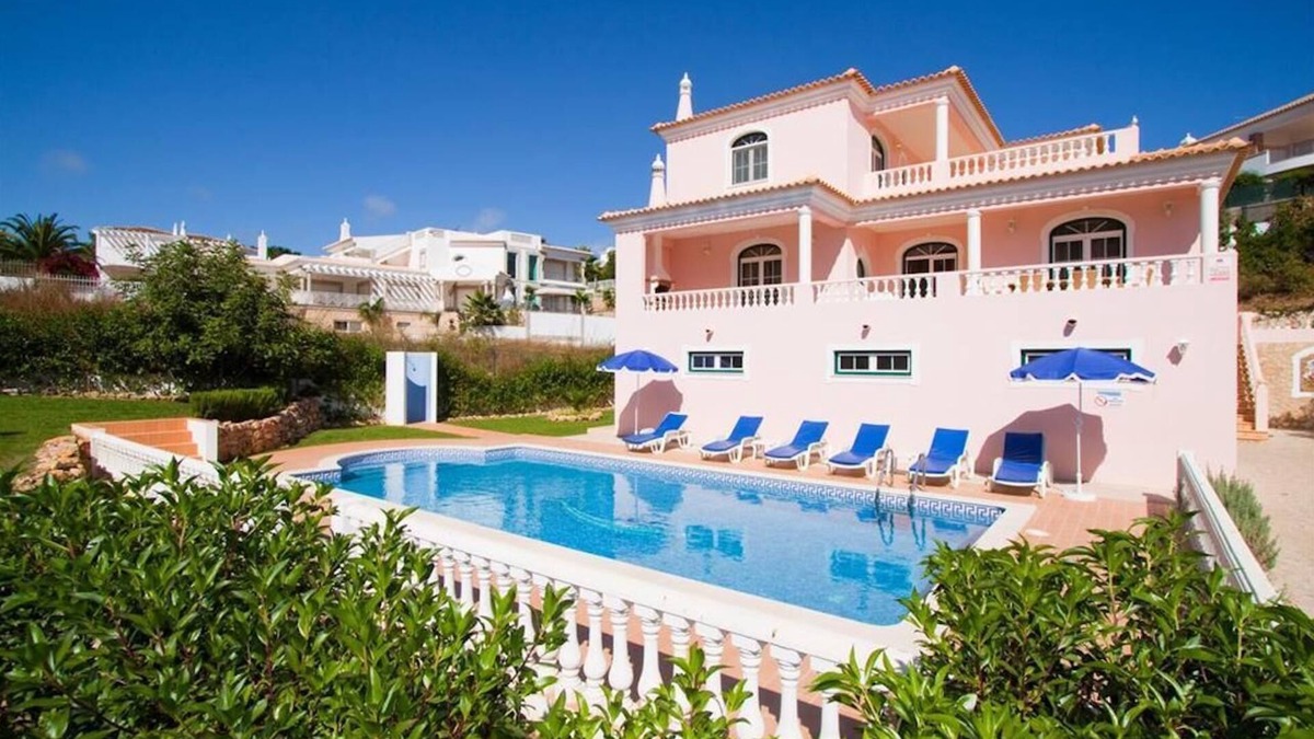 Patroves Villa | Spacious, Beautifully Furnished Villa With Private Pool And Sea Views