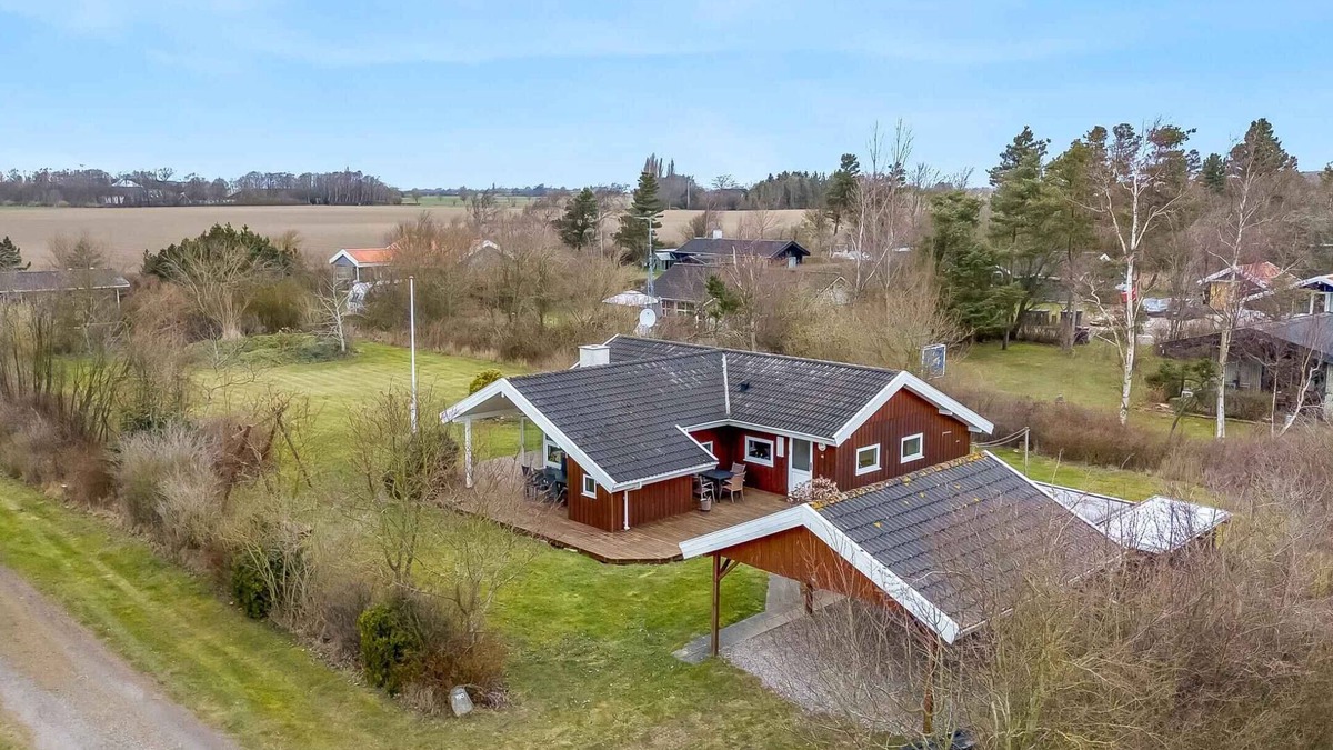 Næsby Strand House | Spacious, bright, 400m from the beach with sauna