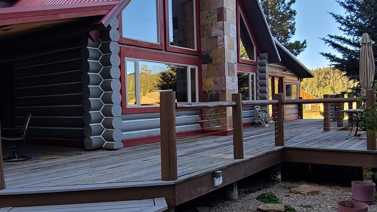 Angel Fire Cabin | Spacious cabin in Angel Fire area - 6 miles to ski slopes and recreation area