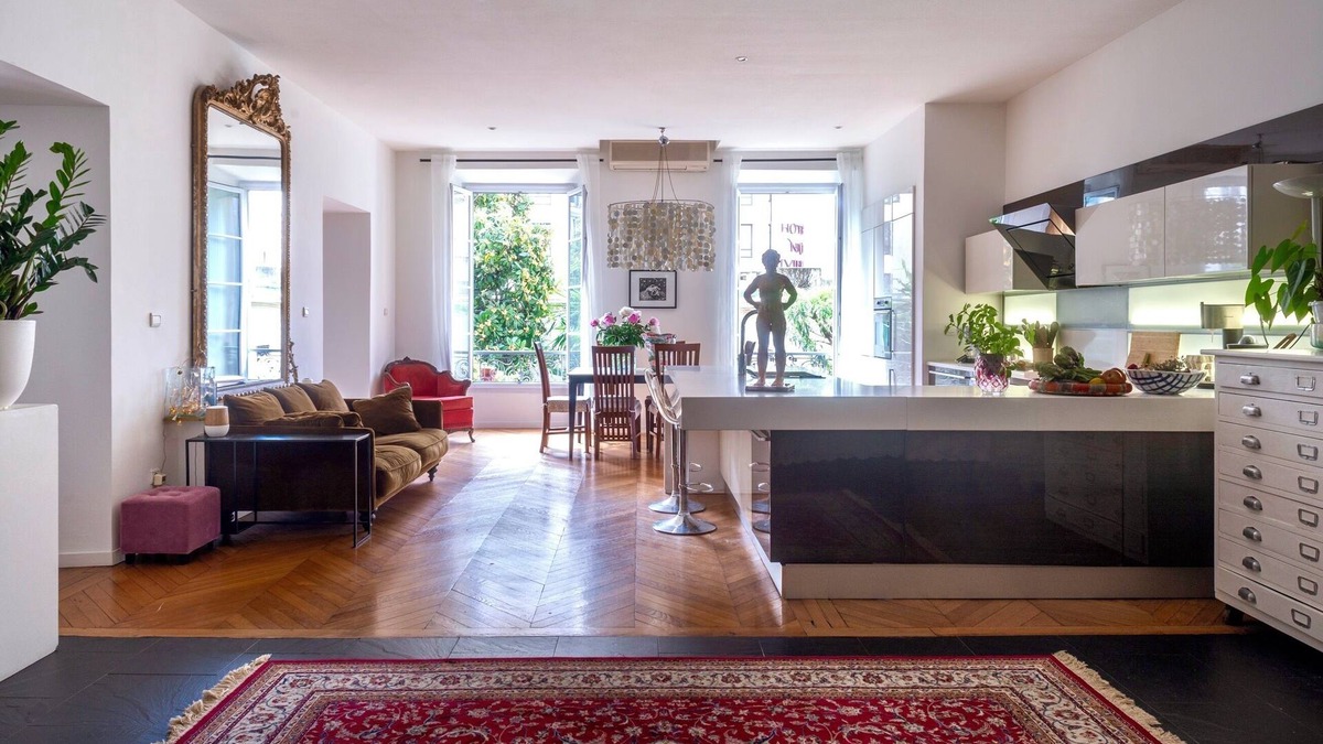 Jean-Medecin Apartment | Spacious charming 2 bedrooms, garden view, golden quarter, 5 min walk to beachn