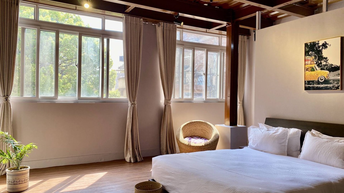 Thamel Apartment | Spacious & Charming 750 sq ft. Industrial Apartment centrally located in Thamel!