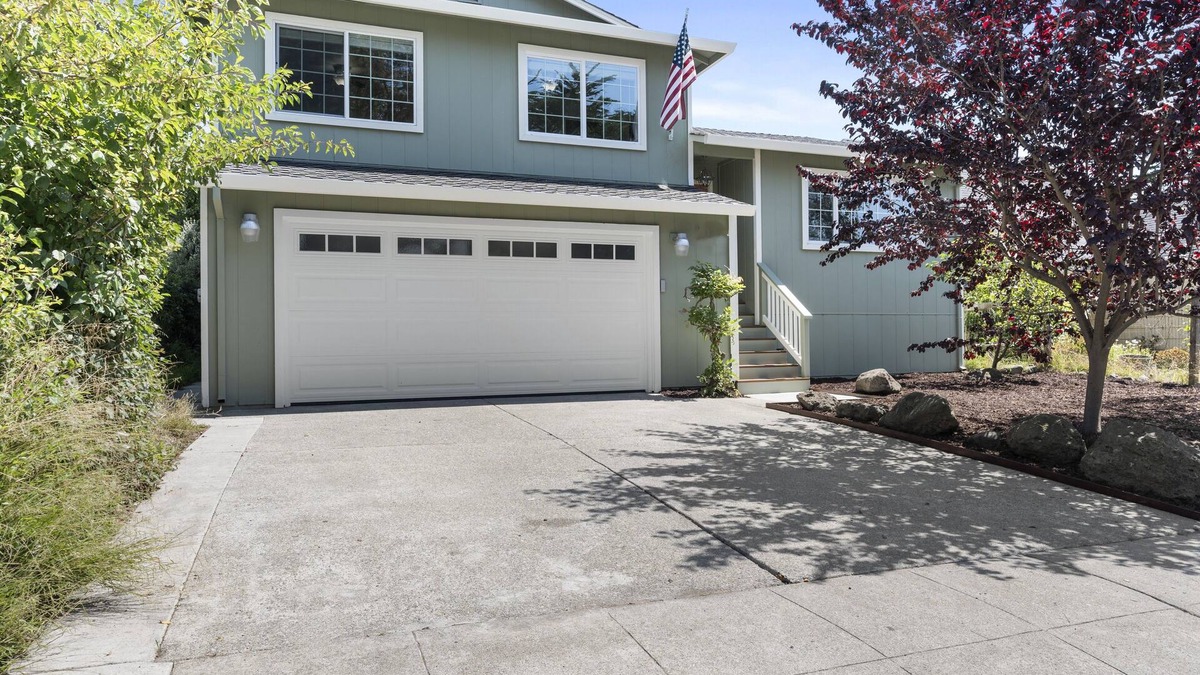 Moss Beach House | Spacious Coastside Home!