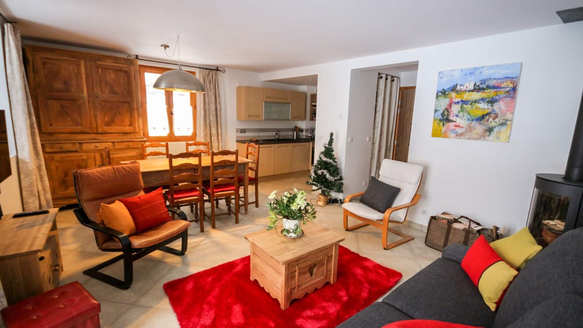 Chandon Apartment | Spacious, comfortable apartment in the heart of the 3 Valleys