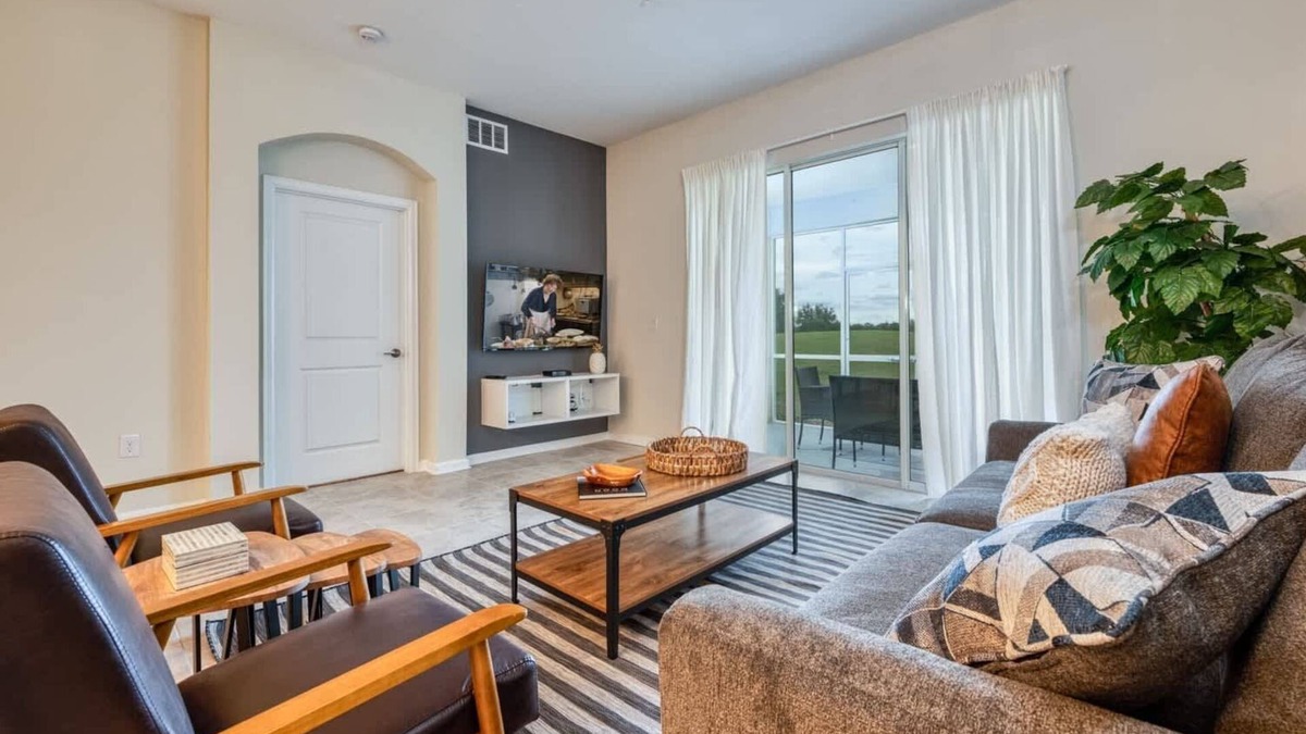 Four Corners Apartment | Spacious Condo-Modern Decor, Star Wars Bedroom