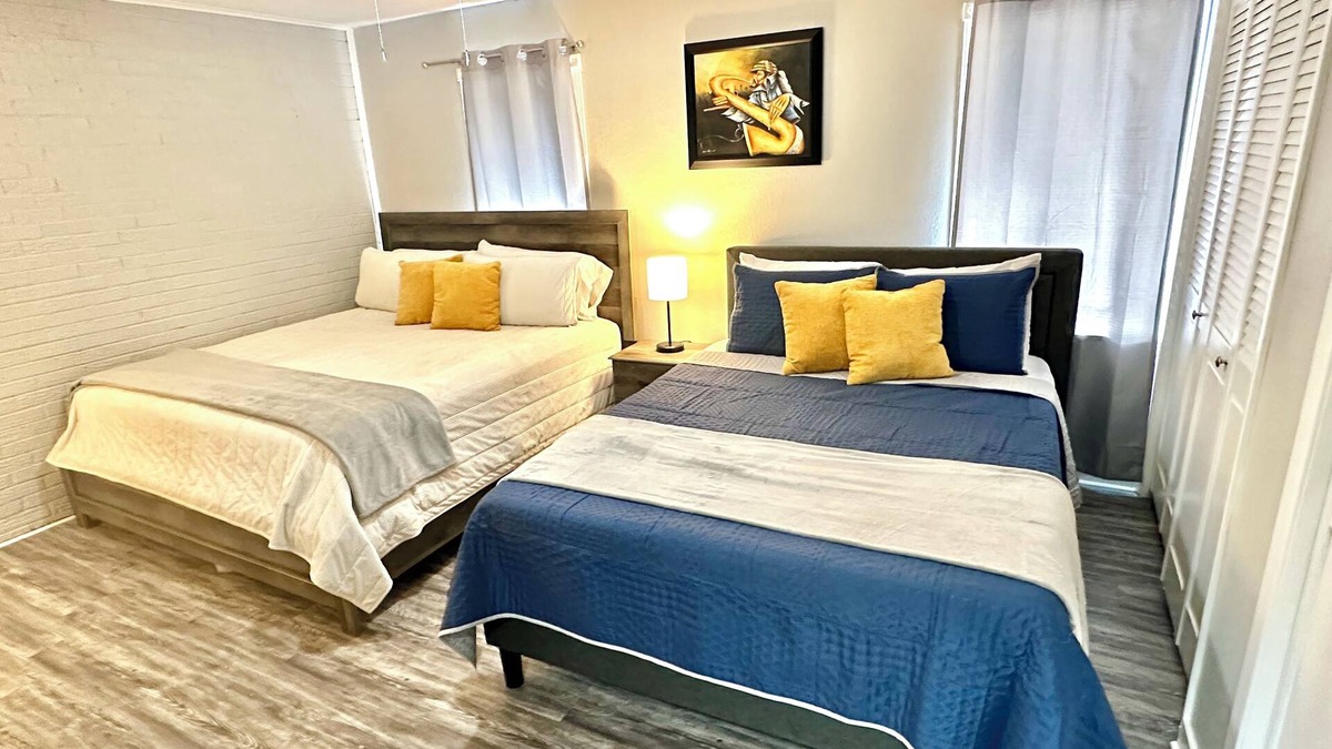 Tougaloo Condo | Spacious Condo w/Patio! Near Mall & Reservoir w/Garage & Outdoor Games