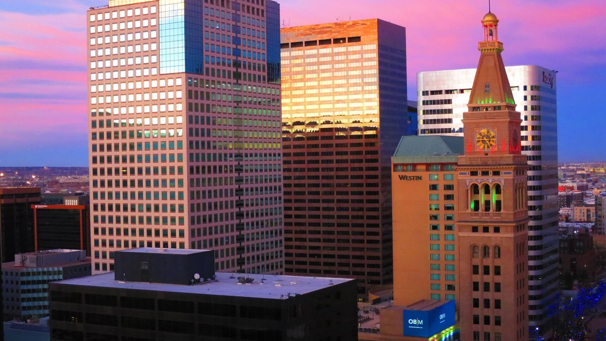 Downtown Denver Condo | SPACIOUS CONDO WITH BREATHTAKING CITY VIEWS 1 BLOCK TO 16TH STREET MALL AND DCPA