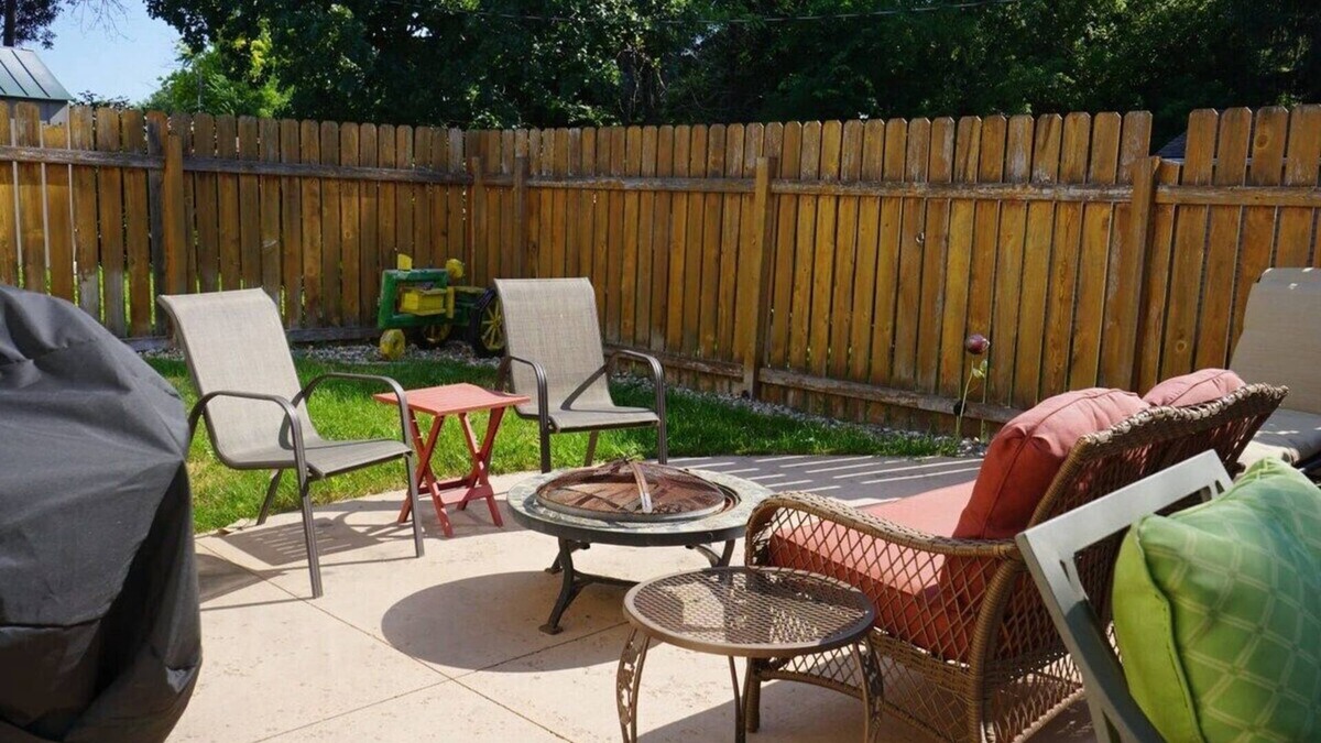 Pelican Rapids House | Spacious Corner Lot Home in Pelican Rapids