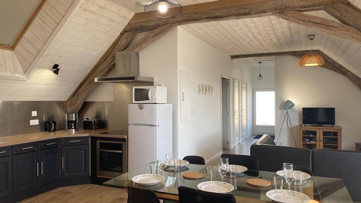 Saint-Leon Cottage | Spacious cottage in Saint-Léon with A/C and parking