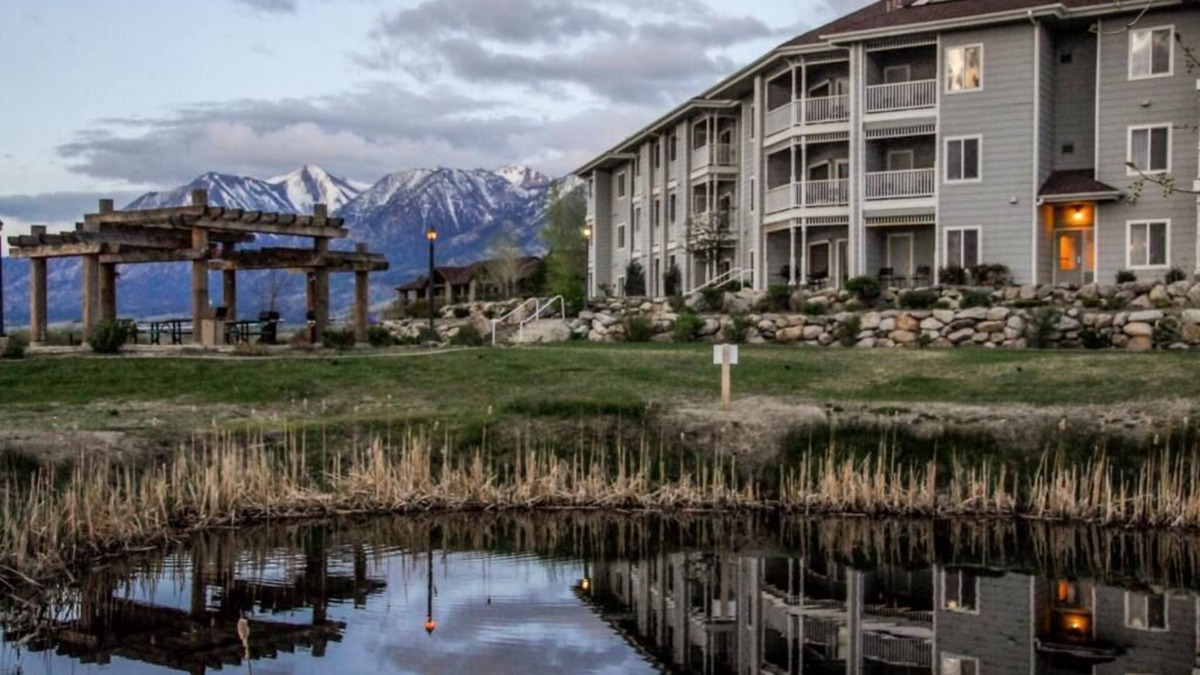 Genoa Resort | Spacious, Cozy 1-bedroom villa in stunning David Walley's resort, Genoa, NV