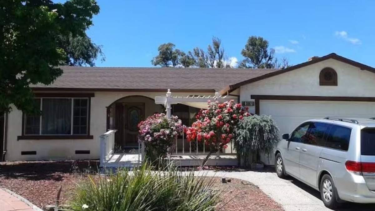 Pleasanton House | Spacious & Cozy Pleasanton Home, 4br/2ba, w/Parking, WiFi, Kitchen and More