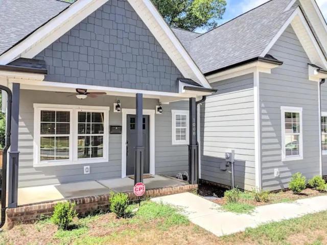Villa Heights House | Spacious deluxe house for you, your family and friends
