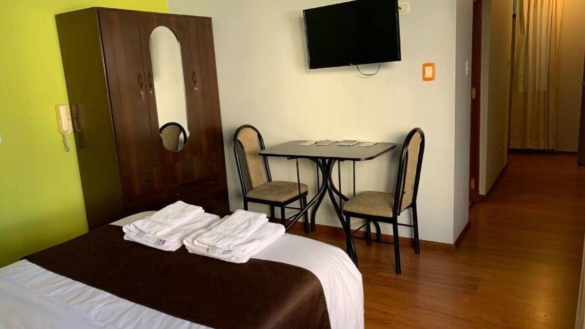 Yanahuara Apartment | Spacious Double Room