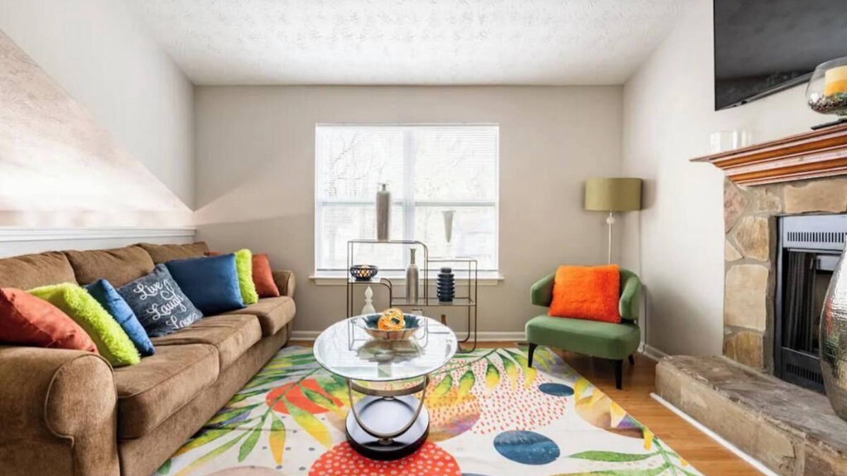 Lithia Springs House | Spacious Douglasville/Lithia Springs Retreat: 5BR, 3BA for Families or Business