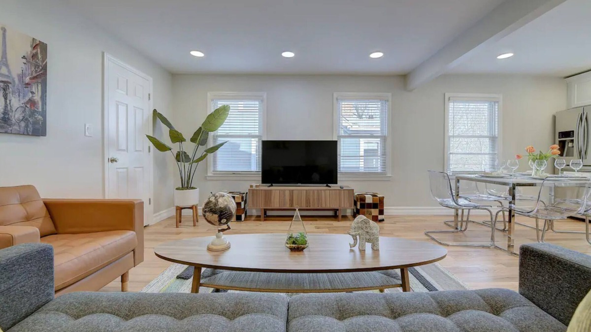 Princeton Condo | Spacious Downtown 2BR w/Parking