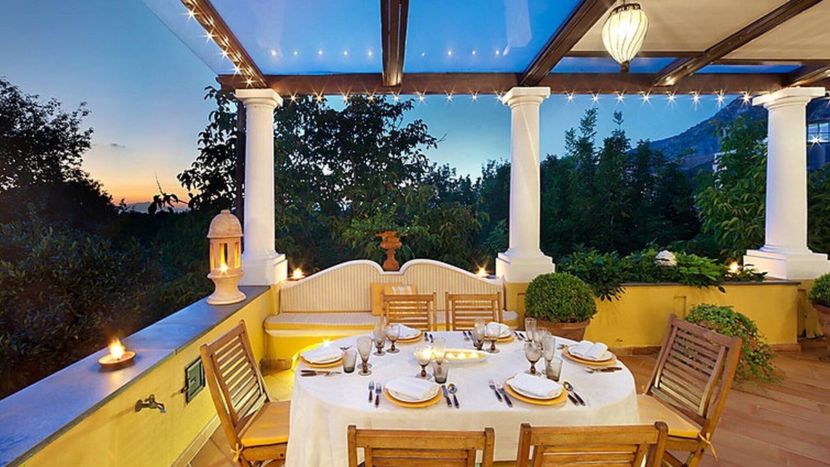 Meta Apartment | Spacious & elegant three-bedroom apartment for up to 7 people near Sorrento