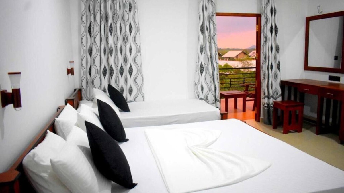 Yodakandiya Hotel | Spacious & Family Friendly Hotel Near Yala National Park - Tissamaharama