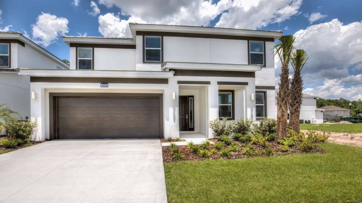Bellavida House | Spacious & Family-Friendly 6BR Villa Near Disney Private Pool & Game Room!