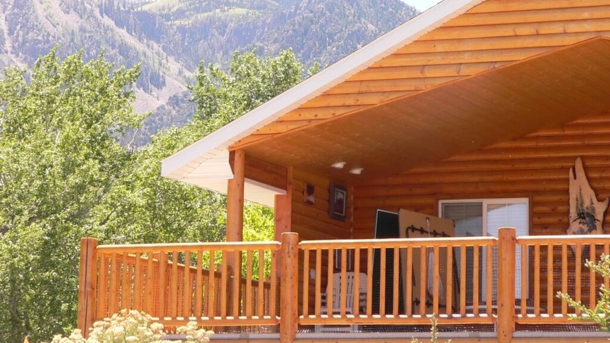 Marysvale Cabin | Spacious family-friendly mountain cabin with access to ATV off-road Trails