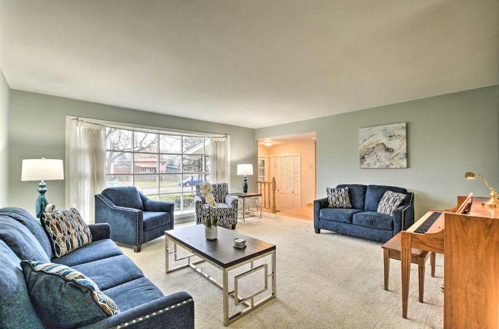 Glenwood House | Spacious Family Glenwood Estates Home with Hot Tub!