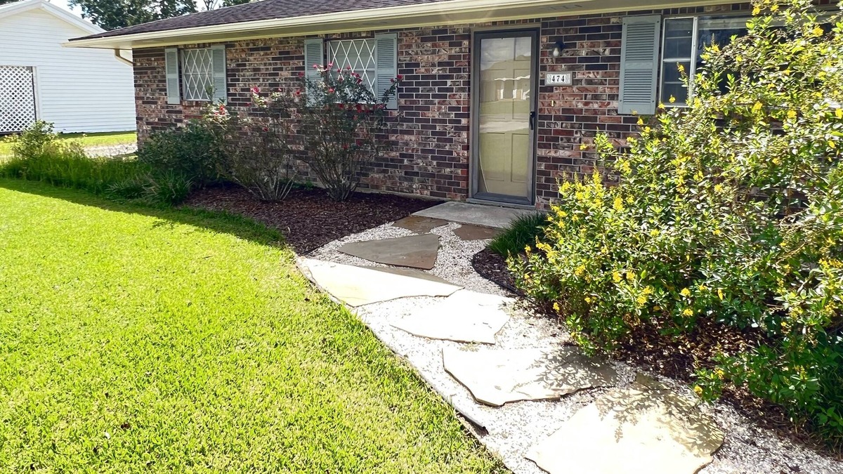 Breaux Bridge House | Spacious family home with plenty of amenities right off I-10.