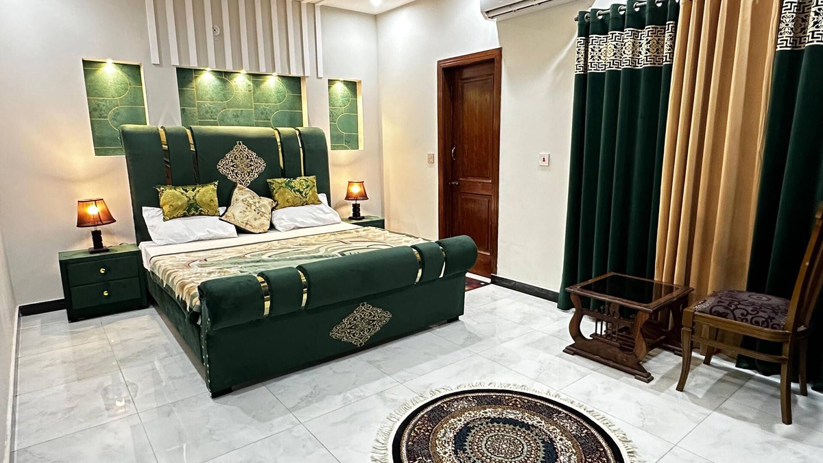 Rawalpindi House | Spacious Family House in Bahria 8, Islamabad/Rawalpindi
