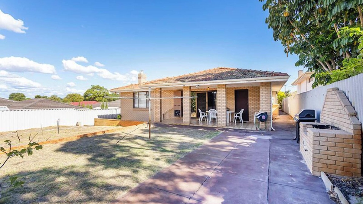 Dianella House | Spacious Family Retreat - Executive Escapes