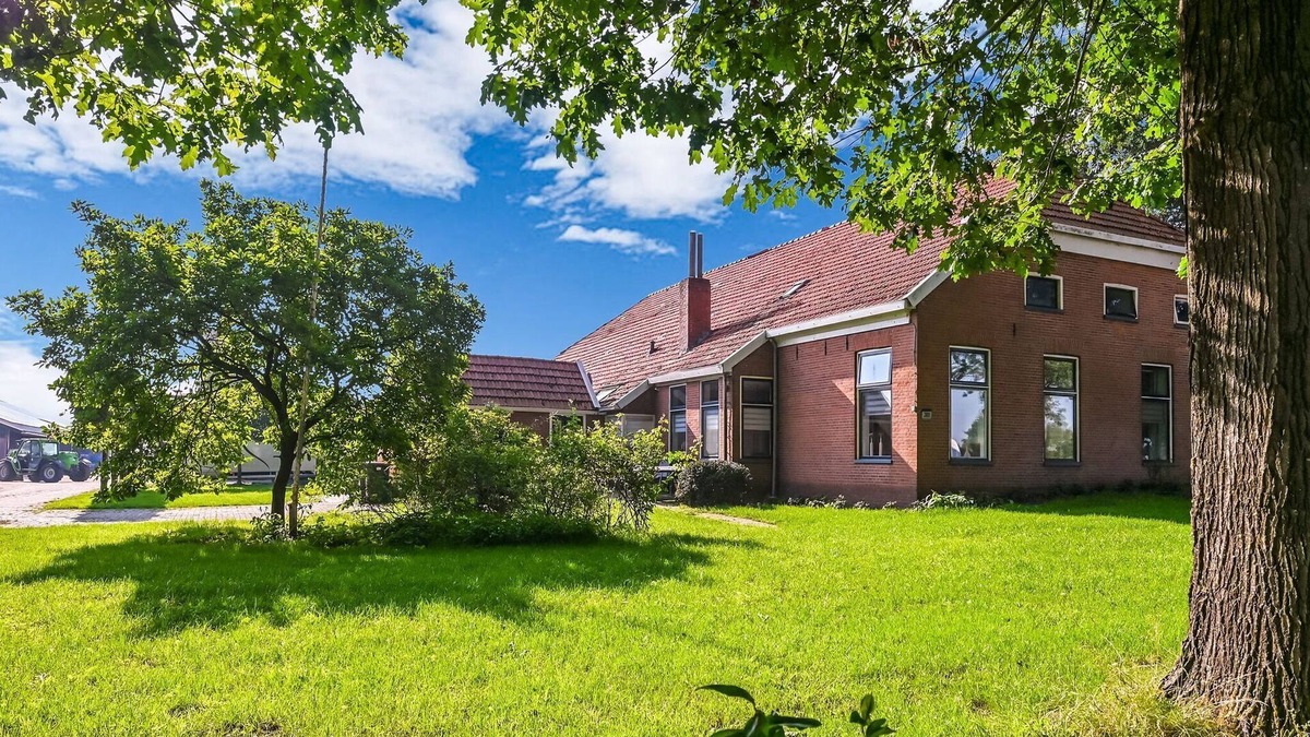Tweede Exloermond Other | Spacious Farmhouse in Tweede Exloërmond with Patio