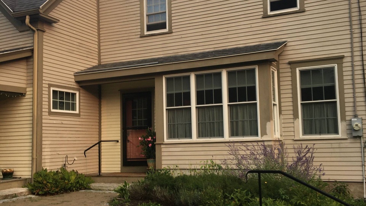 Kezar Falls Apartment | Spacious fully furnished 1-bedroom apartment with WiFi in rural Maine village