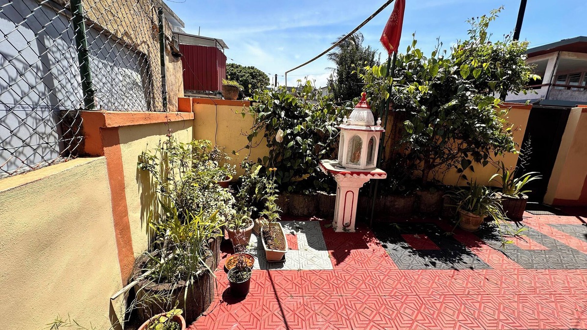 Vacoas-Phoenix House | Spacious Ground Floor 2 Bedroom Home with Parking.