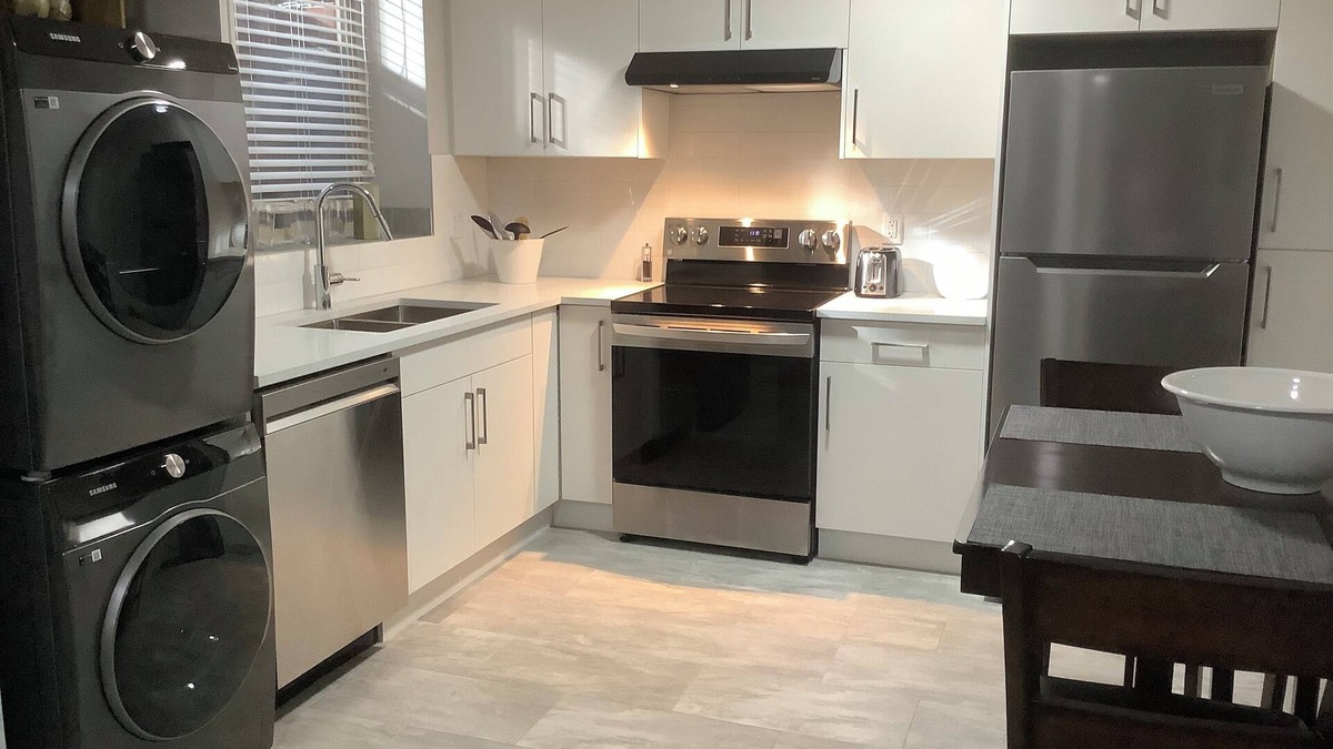Maple Ridge House | Spacious guest suite in Maple Ridge!