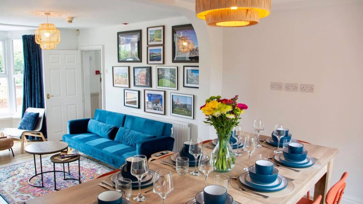 Worcester House | Spacious Heritage Home for Families & Groups